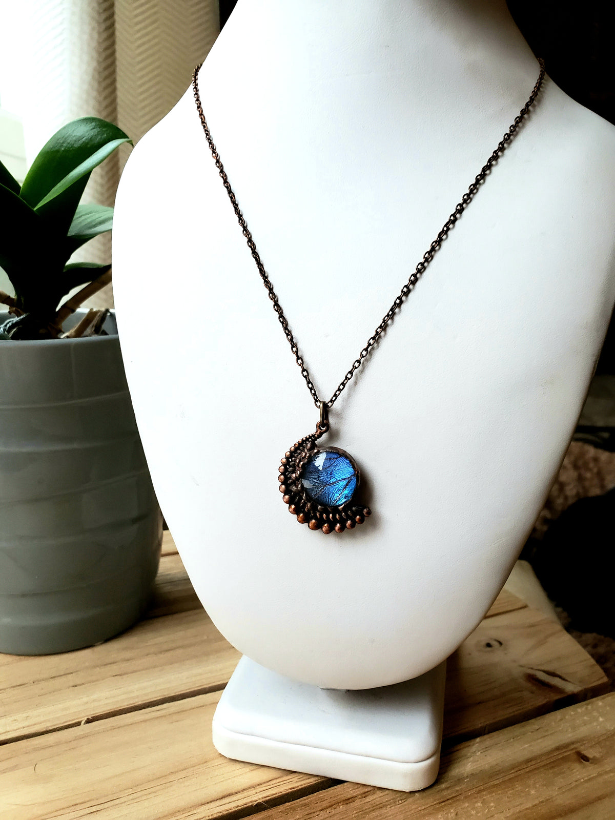 Blue Morpho Round Glass-Dome Copper Moon Pendant